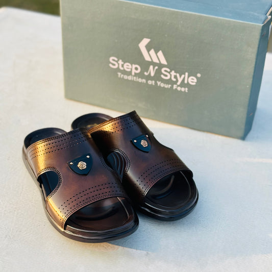 BROWN URBAN SLIPPERS (ART-815 )